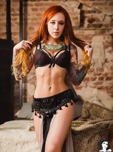 Suicidegirls Apr19oct19 Janesinner Arabesque