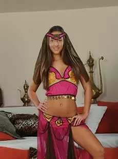 20201107 21sextury Amirah Adara Youre My Belly Dancer 200232 X85