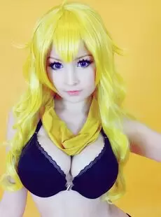 Hidori Rose Yang RWBY