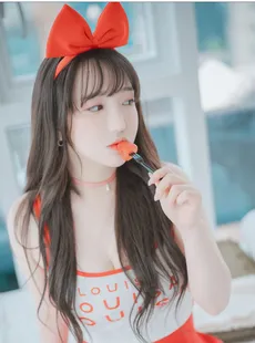 DJAWA Son Ye Eun Strawberry Girl soft version 123141025