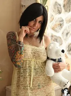 Suicide Girls Blackcaviar Innocent