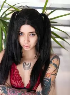 20211011 SuicideGirls Azarath Red Lace x40 20190609