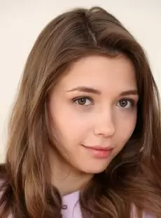 20171125 Nubiles Mila Azul Irresistible