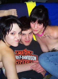 AMALAND Random pics of nude emo chicks 23