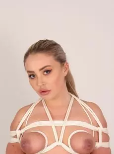 Tieable com Aubrey Fit Babe Tied Up