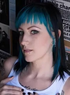 20211020 SuicideGirls 22 Dec 2014 Clea Call the Office