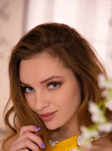 MetArt 230126 Viviann Flower Power x118 3648x5472