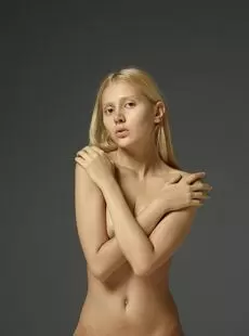 aleksandra little naked girl 10000px