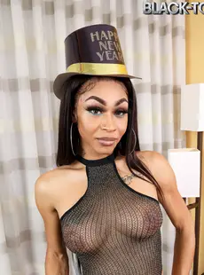 Black-TGirls Hailey - New Years Eve With Hailey (2020-12-31) x100 173764251