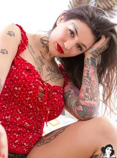 SuicideGirls Harmohh Les rgles de la maison 100219 3400x5100