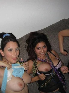 AMALAND Drunk Chicks Flashing Their Titties 1