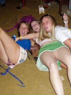 AMALAND pilation Of Drunk Girls 27