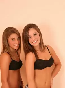 20210907 BrookeAndBrandi Brooke Brandi 001