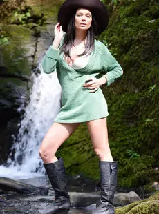 NuErotica Diana At The Waterfall Diana Cavojcova X111