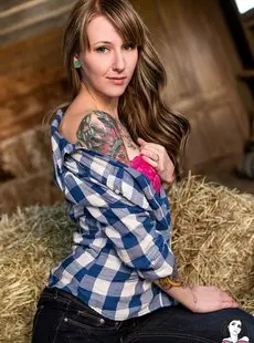 Suicide Girls Machete Hay Barn