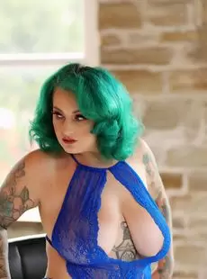 Galda Lou Busty Blue Belle 2021 01 25