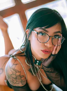 SuicideGirls 2024-01-07 - valebabyy - the-sun-is-shining-also-for-you (5649671)