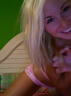 AMALAND Hot blonde webcam babe