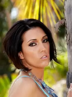 20220419 DylanRyder Dylan Ryder UNDER THE PALM TREE x149