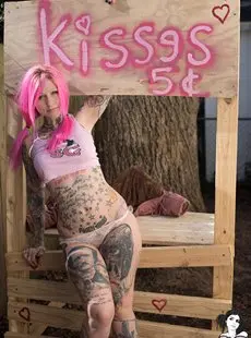 Suicide Girls Drave Kissing Booth 3313829 X55 6016x4016px