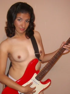 AMALAND rock n roll naked