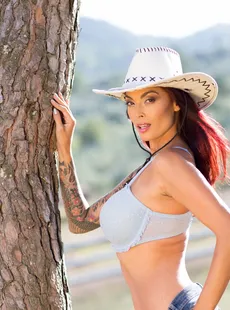 Tera Patrick Cowgirl jeans shorts