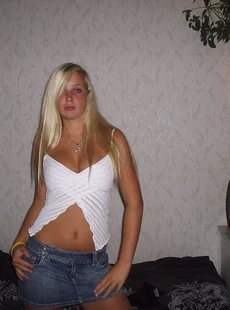 AMALAND rikke the blonde danishlut