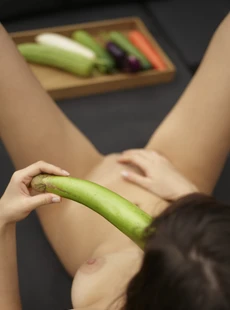 Hegre Quality 20200228 Marta Veggie Dildo