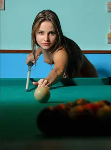 MPLStudios Anya Corner Pocket