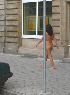 AMALAND everyday life of nudist