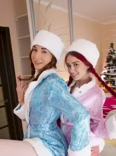 ExclusiveTeenPorn Ariel Twinkle Happy New Year 2017