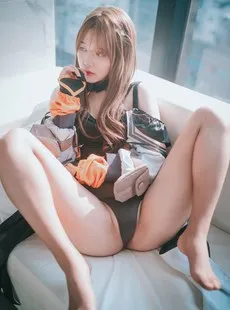 DJAWA Photo - Zia (지아) - Overheated K2 (Girls Frontline)