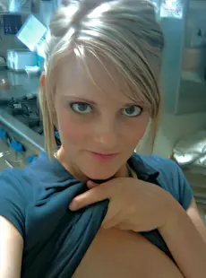 [Yoloselfie.com Uselessjunk.com] Slfie photo SEXY girls 162849942