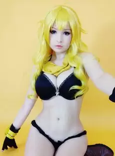 Hidori Rose Yang RWBY