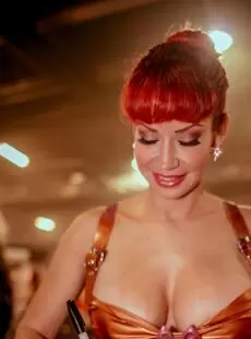 201509 Ilovebianca Bianca Sexhibition 2015