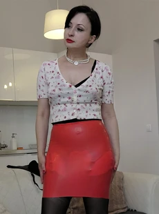 FETxThe Red Latex Dress And Black Nylontockings VANILIANNA N Y