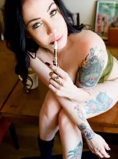 SuicideGirls Hunnibee High tea 082720 69373384