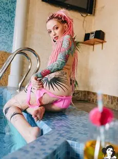 SuicideGirls Tinaruzina PINK FLAMINGO Girl 11092018 x48 5472x3648px