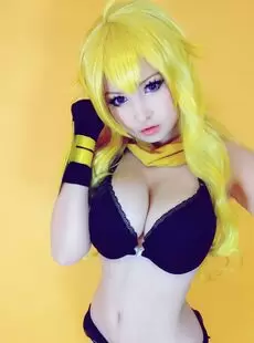 Hidori Rose Yang RWBY