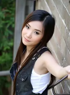 Lolita Cheng 25