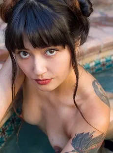 SuicideGirls llis - Mysterious Eyes