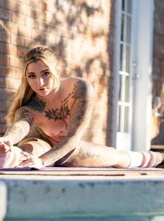 Suicidegirls - Apex - Namaste