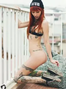 Suicide Girls Discordia Lisbon Heart