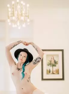 20201104 Suicidegirls Pebblezink Chandelier Sep 8 2016 X47