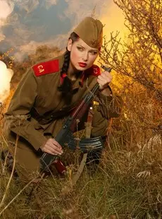 sexy-babes.tv - Evelyn Lory - Evelyn Lory is soldier