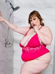 20220427 Plumperpass Asstyn Martyn Shower Time 27042022 628x