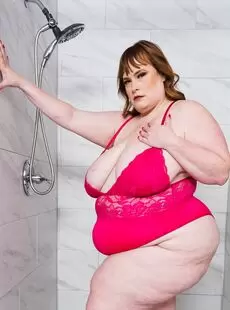 20220427 Plumperpass Asstyn Martyn Shower Time 27042022 628x