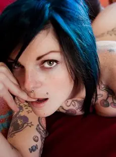 Suicide Girls Riae Intamacy