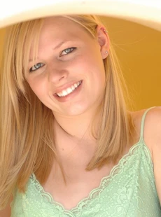 Ftvgirls Mary Anne Sunshine Blonde 1600