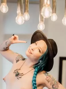 20201104 Suicidegirls Pebblezink Chandelier Sep 8 2016 X47